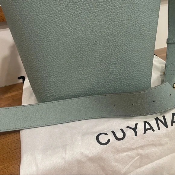 Cuyana Green Leather Satchel - Picture 6 of 11